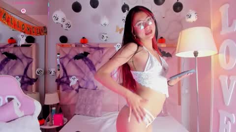 Snapshot of aria_joness_ chatting on October 27, 1:06 pm Aria Jones online show from October 27, 1:06 pm