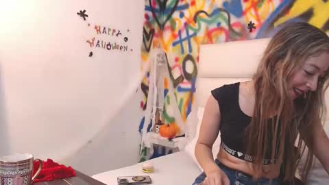 aria online show from October 16, 1:36 pm