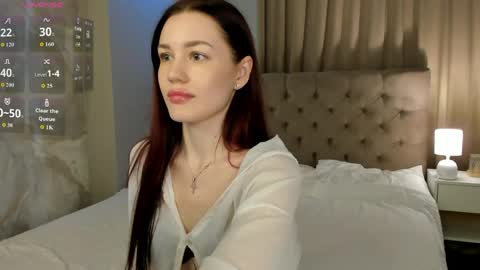 aria_mila online show from May 30, 4:10 am