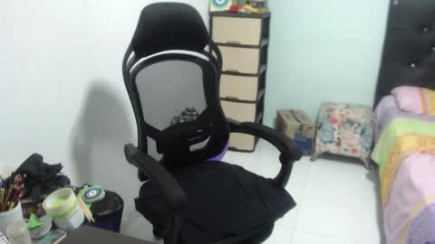 Snapshot of ariadna_6 chatting on October 27, 6:46 pm ...Ariana... online show from October 27, 6:46 pm