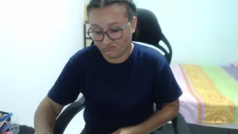 Snapshot of ariadna_6 chatting on October 6, 5:18 pm ...Ariana... online show from October 6, 5:18 pm