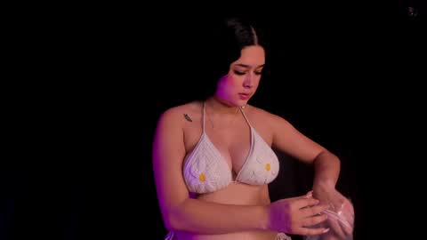 Snapshot of ariadna_milano chatting on December 4, 12:36 pm -  -. .- Ariadna -. .-  - online show from December 4, 12:36 pm