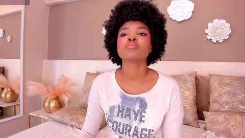 Aria Foster online show from December 15, 12:28 pm