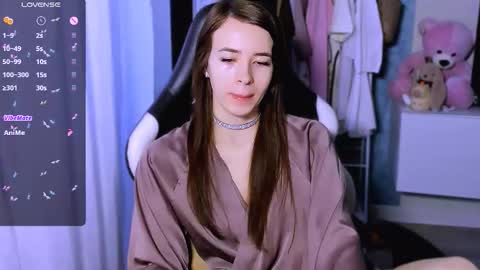 Snapshot of ariamill chatting on September 23, 4:54 am Ari online show from September 23, 4:54 am