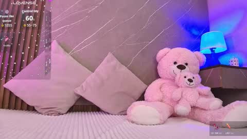 Ariana online show from February 2, 12:26 pm