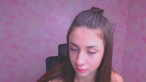 Ariana online show from September 18, 5:17 am