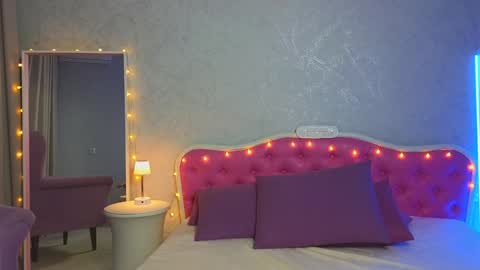 Ariana online show from December 11, 12:23 am