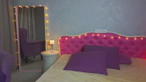 Ariana online show from February 17, 1:36 am