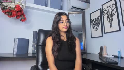 Snapshot of ariana_pierce chatting on February 1, 4:56 am Ariana online show from February 1, 4:56 am