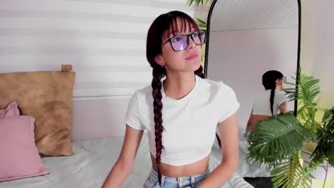 Ariana  online show from March 12, 1:08 pm