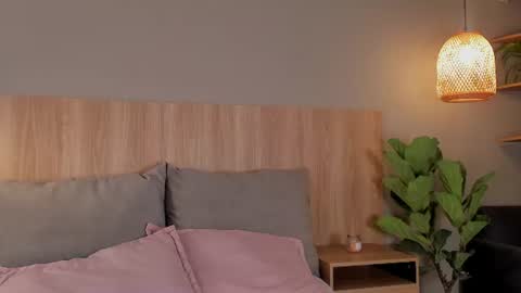 Ariana  online show from July 21, 2:51 pm