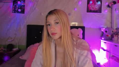 Ariana  online show from October 2, 10:42 am