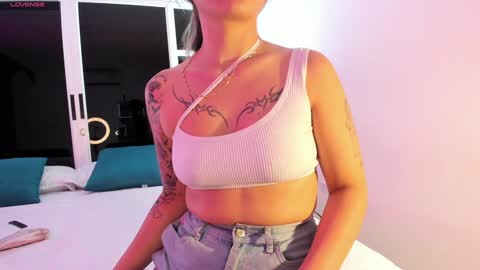 Ari online show from January 3, 3:16 am
