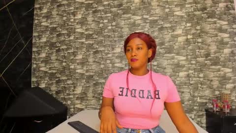 Snapshot of arianaablack chatting on October 8, 11:58 am Ariana online show from October 8, 11:58 am