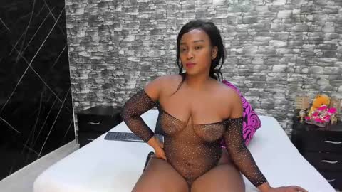 Snapshot of arianaablack chatting on March 6, 12:19 pm Ariana online show from March 6, 12:19 pm