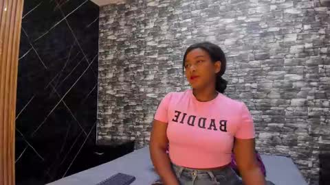 Snapshot of arianaablack chatting on September 16, 12:13 pm Ariana online show from September 16, 12:13 pm