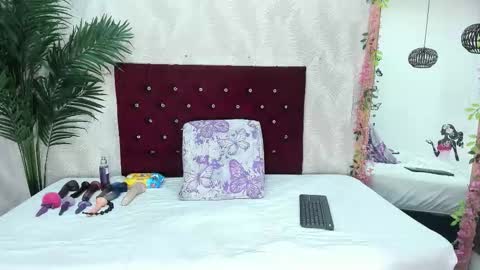 Snapshot of arianadiosa1 chatting on October 24, 11:28 am Ariana diosa online show from October 24, 11:28 am