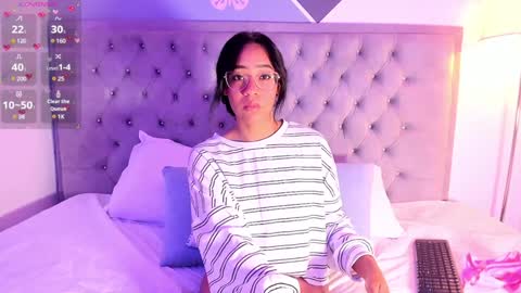    online show from January 11, 8:10 pm