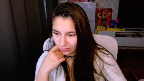 Snapshot of arianna_grend chatting on October 22, 12:21 pm Arianna online show from October 22, 12:21 pm