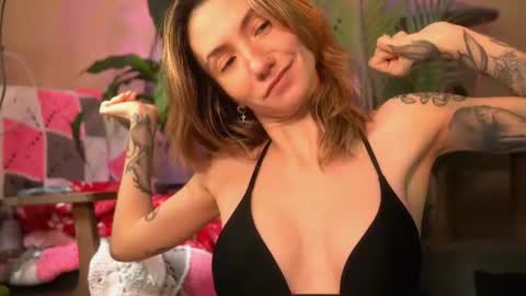 Olivka online show from June 19, 9:57 am