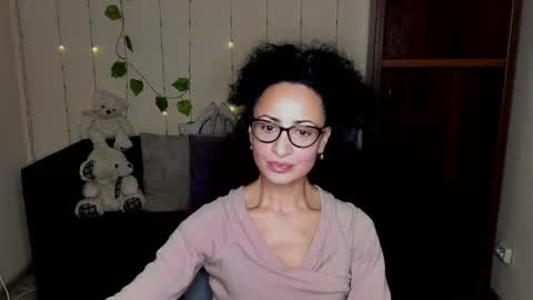 Arianna online show from December 17, 1:05 pm