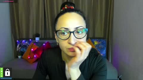 Arianna online show from January 23, 12:30 pm