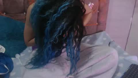 ariasmithog online show from October 18, 2:42 pm