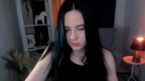 Aria online show from November 23, 4:41 pm