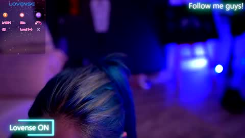 Aria  online show from October 22, 10:15 pm