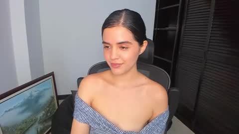 Ariel Pink Diamond online show from November 2, 12:25 am