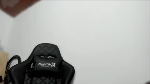 Stephany  online show from March 12, 3:53 am