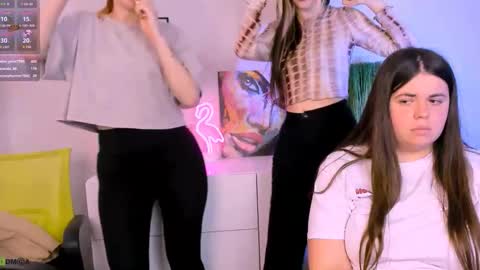 ariella_ley online show from September 9, 3:23 pm