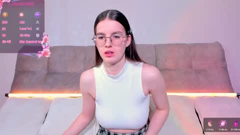 Ariella online show from September 15, 3:59 am
