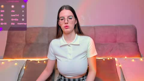 Ariella online show from December 22, 3:44 am