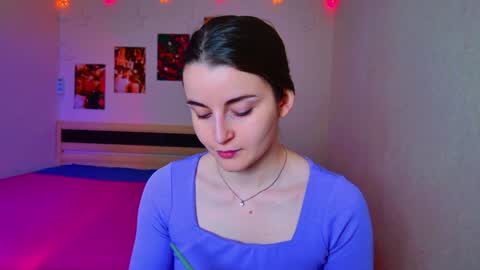 arielstonks_lovee online show from December 11, 3:35 am