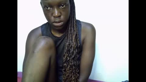 Snapshot of aries_eve chatting on October 21, 6:06 am aries_eve online show from October 21, 6:06 am