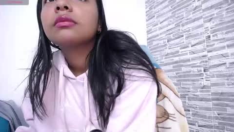 Snapshot of arietta_ chatting on September 22, 12:47 pm ARIETTA online show from September 22, 12:47 pm