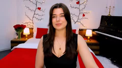 Snapshot of arigraynor chatting on September 30, 8:35 pm Ari online show from September 30, 8:35 pm