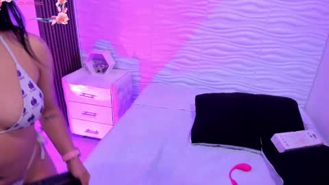 Ariana online show from September 14, 4:43 am