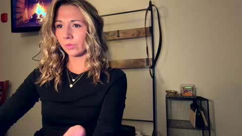 airskiii online show from October 26, 3:35 am