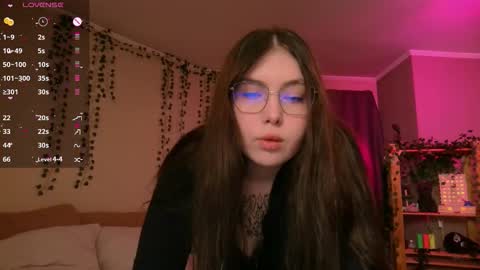 Astrid online show from October 20, 1:41 am