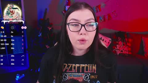 Astrid online show from December 19, 12:34 pm