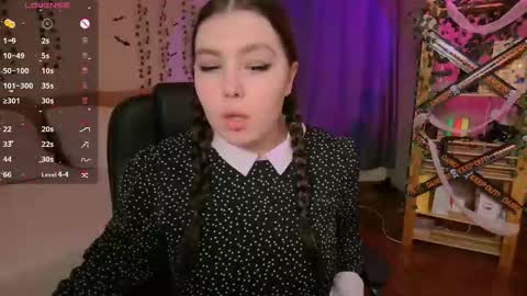 Astrid online show from October 29, 2:16 am