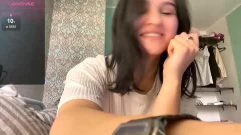 Snapshot of armandadunnigan chatting on October 25, 10:01 am Sofia online show from October 25, 10:01 am