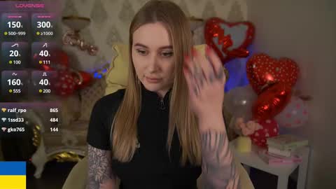 AROLINA online show from February 15, 8:33 am