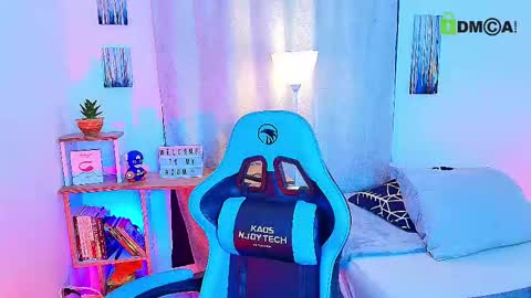 noah and ivy online show from October 9, 11:58 am