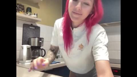 arri_ella online show from November 29, 12:14 am