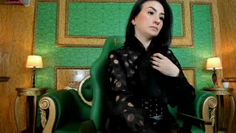 Snapshot of arrkabella chatting on February 21, 7:43 pm    online show from February 21, 7:43 pm