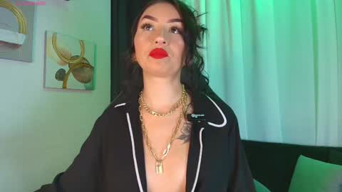 Snapshot of arrkabella chatting on October 16, 7:05 pm    online show from October 16, 7:05 pm