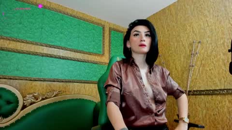 Snapshot of arrkabella chatting on January 14, 12:56 pm    online show from January 14, 12:56 pm